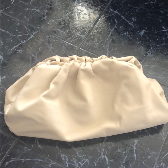 - Bottega Venetta the pouch color MIST - Picture 10 of 16